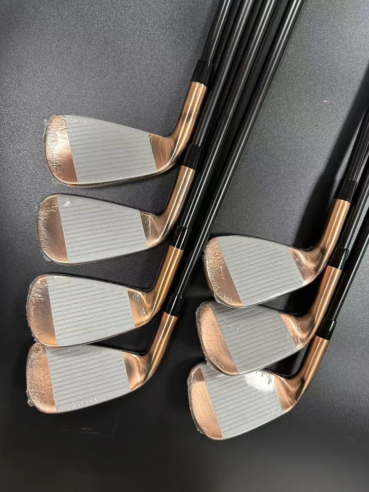 New Brand Golf Irons Copper Color Set P 790 456789p with Shaft